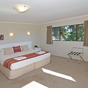 Airport Harbour Motel